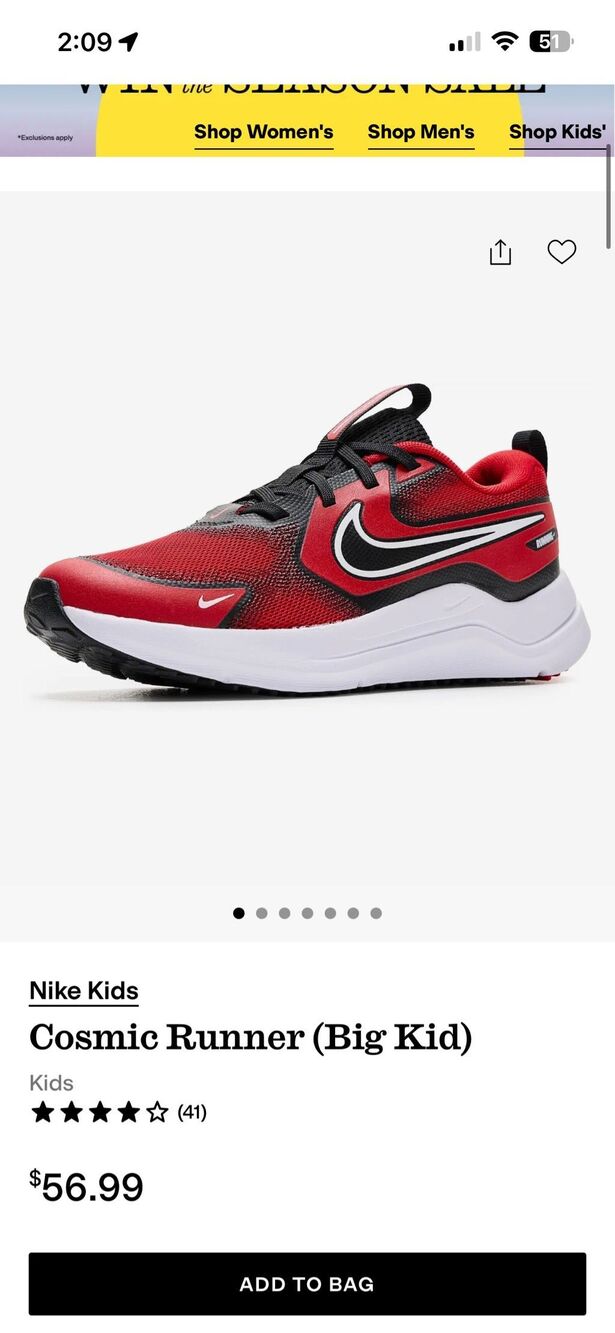 NWOT Nike kids cosmic runner 7y